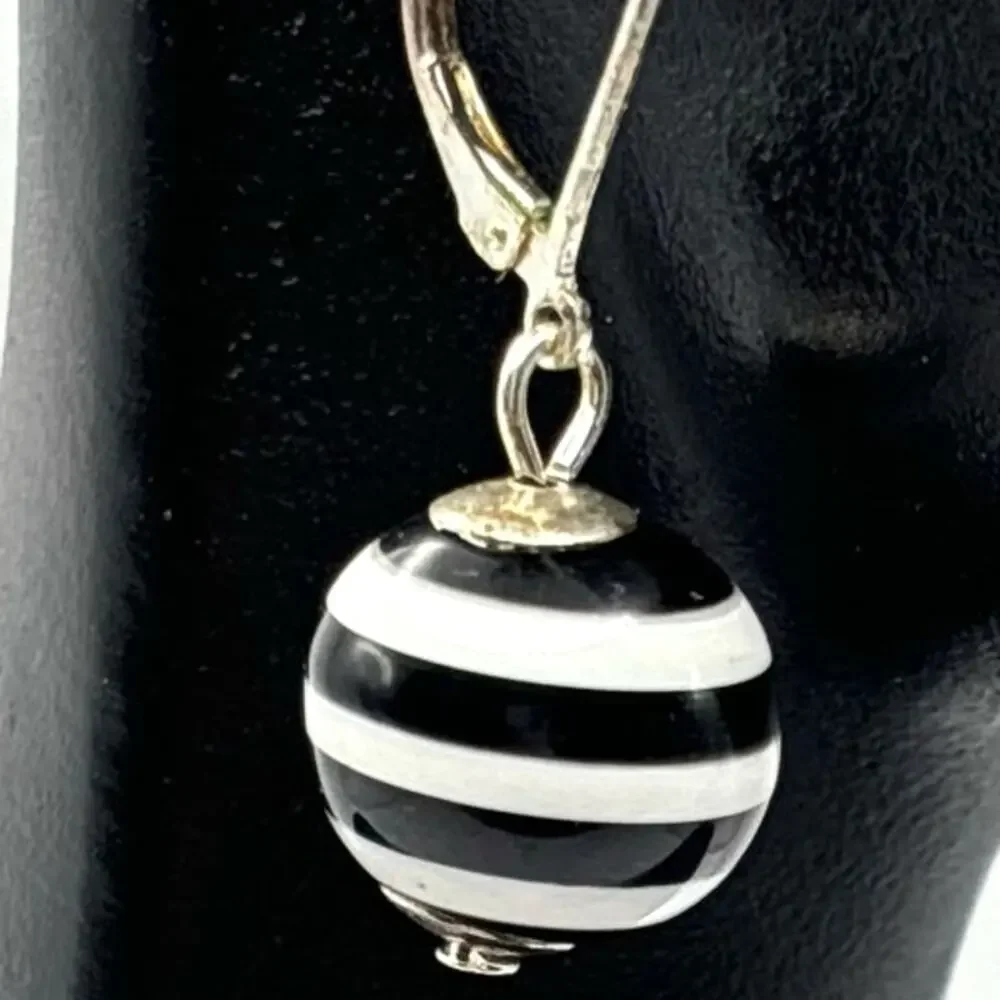 Silver Striped Croft & Barrow Earrings - Picture 3 of 3